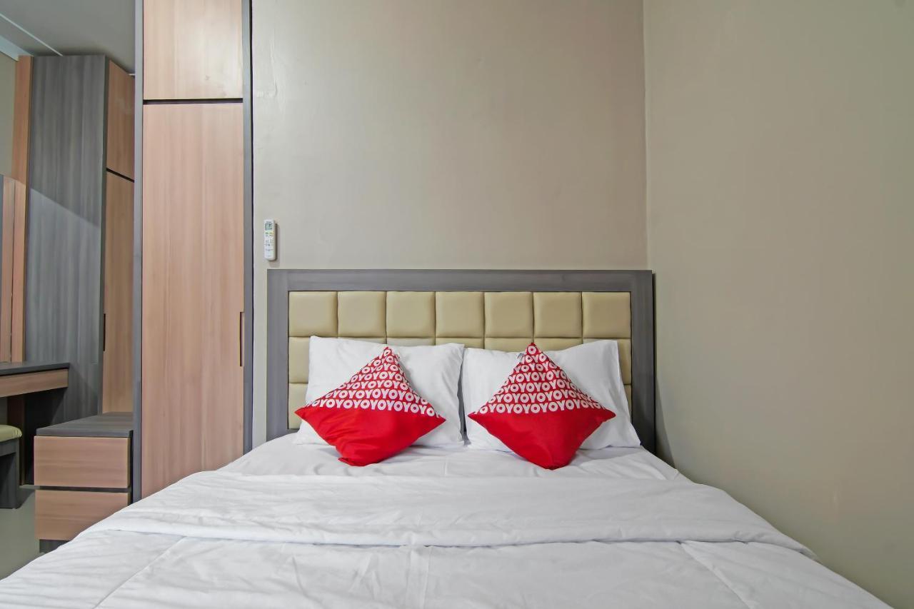 Oyo 91681 Raysa Homestay Pekanbaru Bagian luar foto